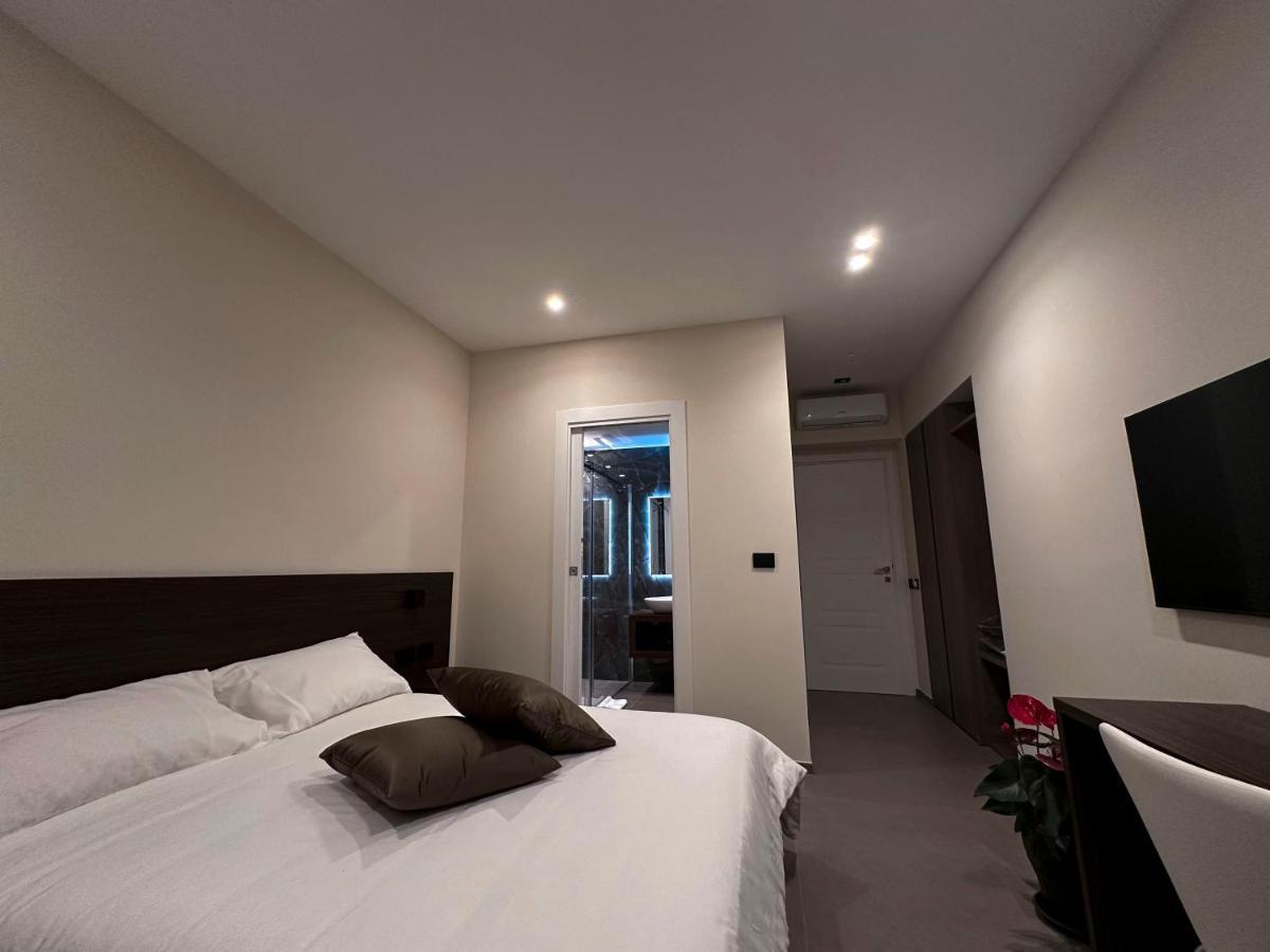 Augusto132 Bed & Breakfast Napoli Ngoại thất bức ảnh